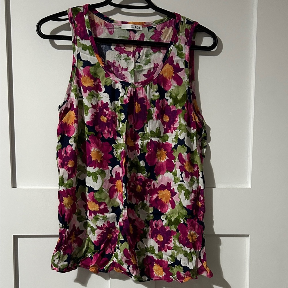 Women’s Multicolor Floral Tank Top - multiple sizes!